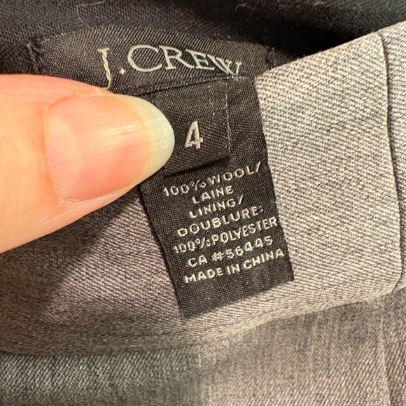 Women’s J. Crew Suiting Skirt, Grey three season wool - Picture 3 of 5